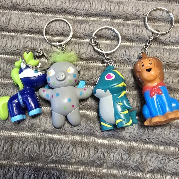 EUC American Heart Association reward keychains - Picture 4 of 8